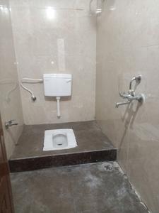 Common Bathroom Image of 1100 Sq.ft 2 BHK Independent House for rent in Ibrahim Bagh Hyderabad for Rs. 20000