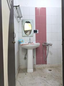 Common Bathroom Image of 1000 Sq.ft 2 BHK Builder Floor for sale in Indirapuram Ghaziabad for Rs. 7000000