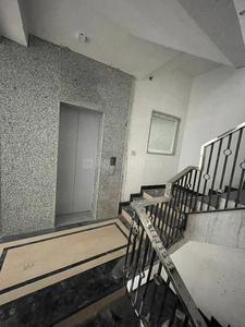 Balcony Image of Urbanroomz Coliving PG in Golf Course Road in DLF Phase 5, Gurgaon