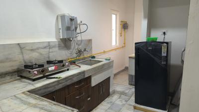 Kitchen Image of 400 Sq.ft 1 RK Apartment / Flat for rent in Old Palasia Indore for Rs. 9000