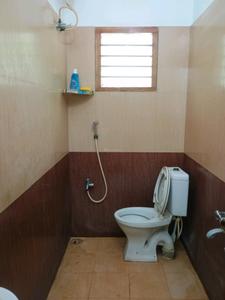 Common Bathroom One Image of 3300 Sq.ft 5 BHK Independent House for sale in Perumbakkam Chennai for Rs. 24500000