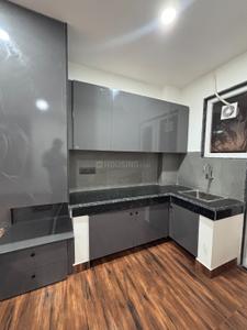 Kitchen Image of 350 Sq.ft 1 RK Independent House for rent in DLF Phase 3 Gurgaon for Rs. 20000