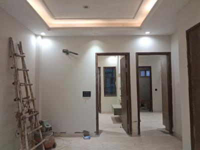 Living Room Image of 900 Sq.ft 3 BHK Builder Floor for sale in Paschim Vihar New Delhi for Rs. 19000000