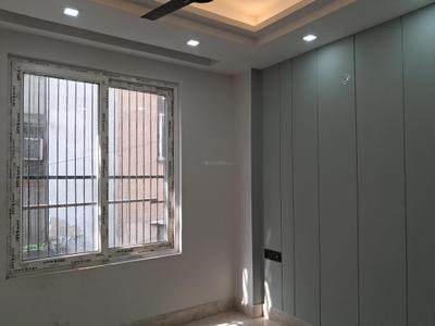 Bedroom Image of 1350 Sq.ft 3 BHK Builder Floor for sale in Paschim Vihar New Delhi for Rs. 25000000