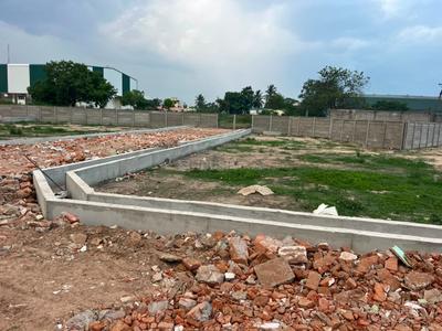 Image of 600 Sq.ft Residential Plot / Land for sale in Red Hills, Chennai for Rs. 1800000