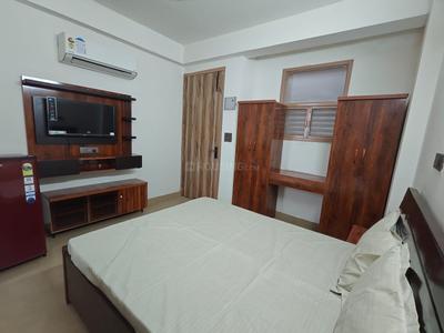 Bedroom Image of 355 Sq.ft 1 RK Apartment / Flat for rent in Sector 44 Noida for Rs. 17000