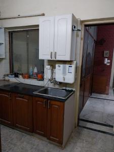 Kitchen Image of 3000 Sq.ft 4 BHK Independent House for rent in Chittaranjan Park New Delhi for Rs. 130000