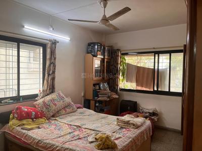 Bedroom Image of 955 Sq.ft 2 BHK Independent House for rent in Gokhalenagar Pune for Rs. 40000