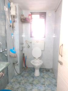 Common Bathroom Image of 1450 Sq.ft 3 BHK Apartment / Flat for sale in Right Trishul Heights, Kandivali West Mumbai for Rs. 23000000