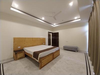 Bedroom Image of 3500 Sq.ft 4 BHK Builder Floor for rent in Sector 105 Noida for Rs. 130000