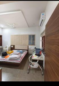 Bedroom Image of 2000 Sq.ft 3 BHK Apartment / Flat for rent in Paldi Ahmedabad for Rs. 48000