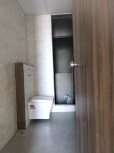 Common Bathroom Image of 945 Sq.ft 2 BHK Apartment / Flat for sale in Codename Cloud City, Kharghar Navi Mumbai for Rs. 8000000