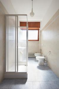 Bathroom Image of 3750 Sq.ft 6 BHK Apartment / Flat for sale in NHP Atlantis, Juhu Mumbai for Rs. 300000000