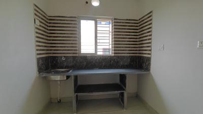 Kitchen Image of 725 Sq.ft 2 BHK Apartment / Flat for sale in Keshtopur Kolkata for Rs. 2600000