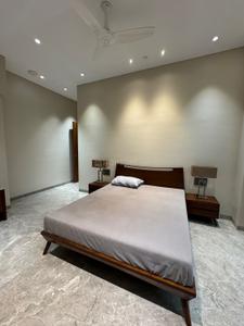 Bedroom Image of 1700 Sq.ft 3 BHK Apartment / Flat for rent in Indiabulls Blu, Worli Mumbai for Rs. 475000