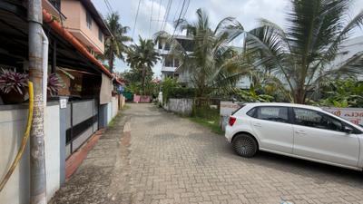 Image of 4356 Sq.ft Residential Plot / Land for sale in Vyttila, Kochi for Rs. 20500000