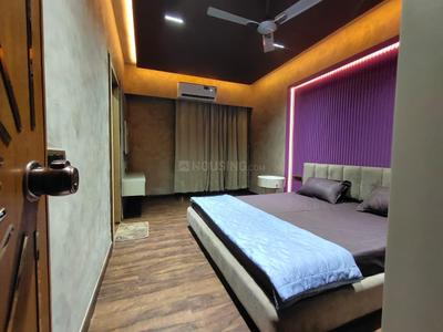 Bedroom Image of 2280 Sq.ft 3 BHK Apartment / Flat for sale in Iscon Platinum, Bopal Ahmedabad for Rs. 16000000