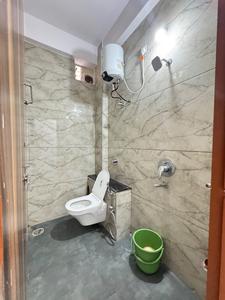 Bathroom Image of 850 Sq.ft 1 BHK Independent House for rent in Mahalakshmi Nagar Indore for Rs. 18000