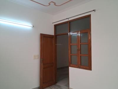 Bedroom Image of 900 Sq.ft 2 BHK Builder Floor for rent in Tagore Garden Extension New Delhi for Rs. 25000