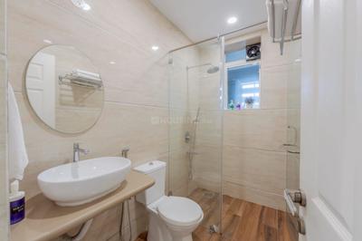 Bathroom Image of 800 Sq.ft 1 BHK Apartment / Flat for rent in Marna Siolim Goa for Rs. 45000