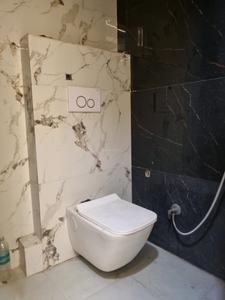 Common Bathroom Image of 811 Sq.ft 3 BHK Apartment / Flat for sale in Dwarka Mor New Delhi for Rs. 5850000