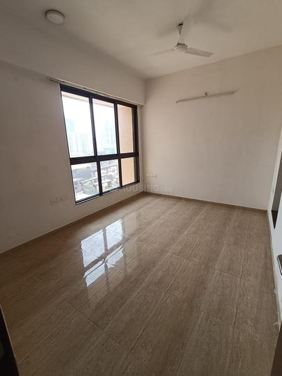 Rivali Park WinterGreen Main Image 1