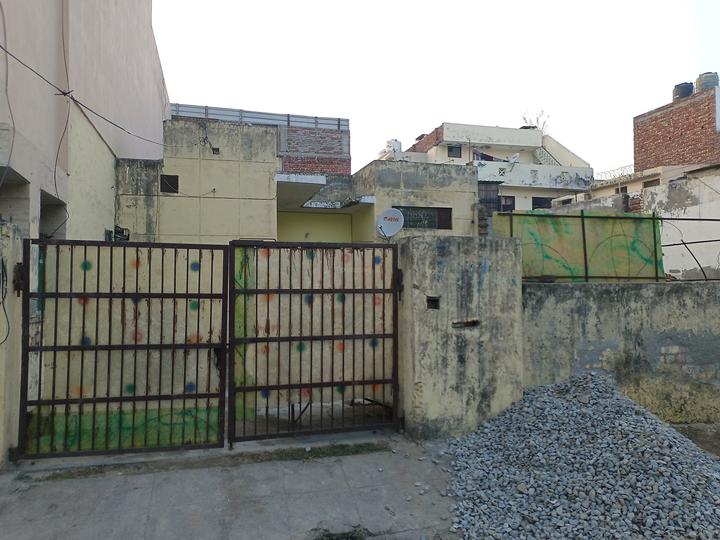 HBH Colony, Sector 46 Main Image 1