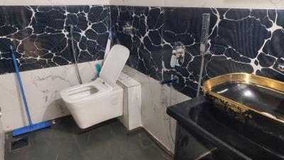 Harbour Court Bathroom Two 4