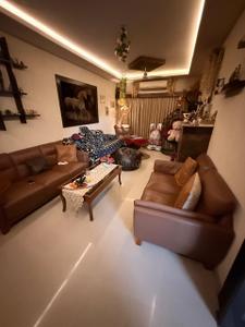Hall Image of 1600 Sq.ft 3 BHK Apartment / Flat for sale in DDA Flats Sarita Vihar, Sarita Vihar New Delhi for Rs. 34500000