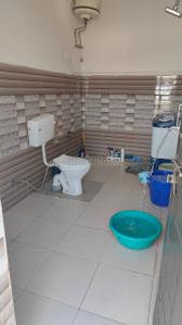 Bathroom Image of 230 Sq.ft 1 RK Builder Floor for rent in Choudhary Colony Karnal for Rs. 8500
