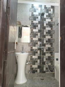 Bedroom One Image of 900 Sq.ft 2 BHK Builder Floor for sale in Indirapuram Ghaziabad for Rs. 8000000