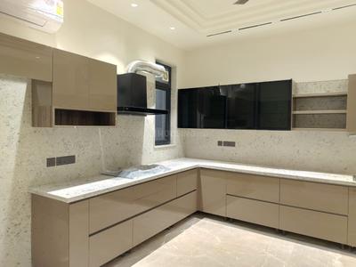 Kitchen Image of 2700 Sq.ft 4 BHK Builder Floor for sale in Saket New Delhi for Rs. 83500000