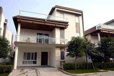 Image of 3700 Sq.ft 4 BHK Villa for rent in Gopanapalli, Hyderabad for Rs. 150000