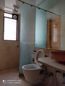 Bathroom Image of 998 Sq.ft 2 BHK Apartment / Flat for sale in Veena Saaz, Kandivali East Mumbai for Rs. 32000000