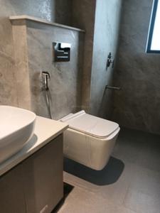 Common Bathroom Image of 1450 Sq.ft 3.5 BHK Apartment / Flat for sale in Emaar Palm Hills, Sector 77 Gurgaon for Rs. 18200000
