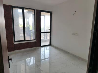 Bedroom Image of 755 Sq.ft 2 BHK Apartment / Flat for sale in Arete Our Homes 3, Sector 6 Sohna for Rs. 5350000