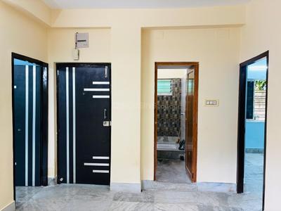 Living Room Image of 1000 Sq.ft 2 BHK Builder Floor for rent in Kasba Kolkata for Rs. 13000