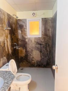 Bathroom Image of 1995 Sq.ft 3.5 BHK Apartment / Flat for rent in Rishita Celebrity Greens Phase 2, Sector A Lucknow for Rs. 32000