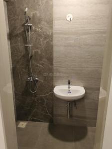 Bathroom Image of 650 Sq.ft 1 BHK Apartment / Flat for sale in Crescent Silverwoods, Powai Mumbai for Rs. 14500000