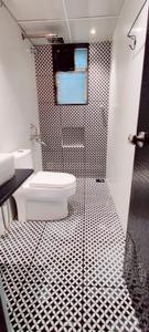 Bathroom Image of 1575 Sq.ft 3 BHK Apartment / Flat for sale in Mahindra Le Mirage, Sangamvadi Pune for Rs. 36900000
