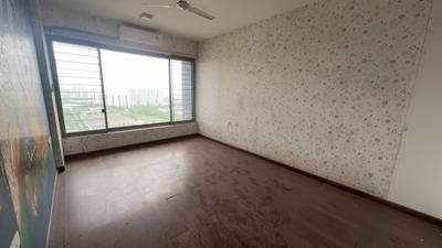 Bedroom Image of 1051 Sq.ft 2.5 BHK Apartment / Flat for rent in Ghatkopar West Mumbai for Rs. 135000