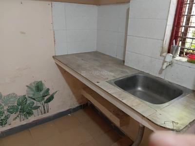 Kitchen Image of 1100 Sq.ft 1 BHK Builder Floor for rent in Indira Nagar Lucknow for Rs. 10000