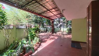 Balcony Image of 1200 Sq.ft 2 BHK Independent House for rent in Vyttila Kochi for Rs. 32000