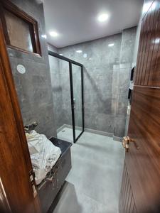 Bathroom Image of 1450 Sq.ft 4 BHK Builder Floor for sale in Sector 20 Rohini New Delhi for Rs. 9500000