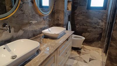 Image of 2000 Sq.ft 3 BHK Builder Floor for sale in Vasant Vihar, New Delhi for Rs. 110000000