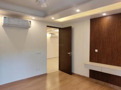 Bedroom Image of 2700 Sq.ft 3 BHK Builder Floor for rent in DLF Phase 2 Gurgaon for Rs. 110000