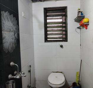 Bathroom Image of 1450 Sq.ft 3 BHK Apartment / Flat for sale in B and M Geetanjali Heights, Nerul Navi Mumbai for Rs. 30000000
