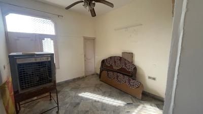 Bedroom Image of 677 Sq.ft 2 BHK Builder Floor for rent in Jawaddi Taksal Ludhiana for Rs. 22000