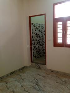 Bedroom Image of 900 Sq.ft 2 BHK Apartment / Flat for sale in Govindpuram Ghaziabad for Rs. 2000000