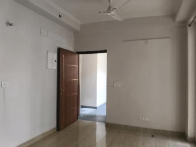Living Room Image of 945 Sq.ft 2.5 BHK Apartment / Flat for sale in NBCC Golf Homes, Noida Extension Greater Noida for Rs. 7000000